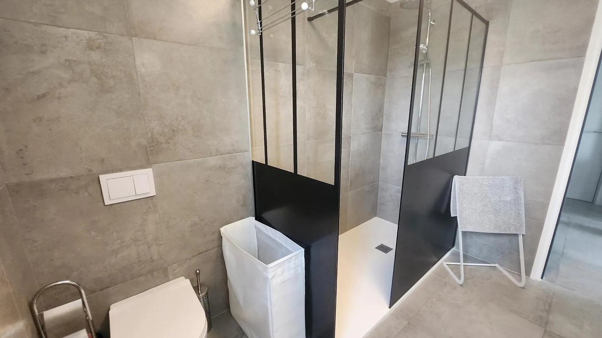 Appartement T2 Centre Rodez La Lutz 0*,  Francja